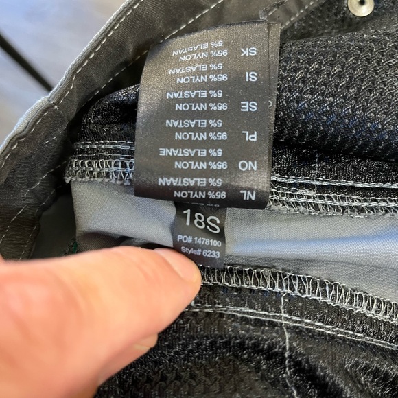 Kuhl Kliffside Convertible Pant - Size 8 (EUC) - Picture 10 of 11